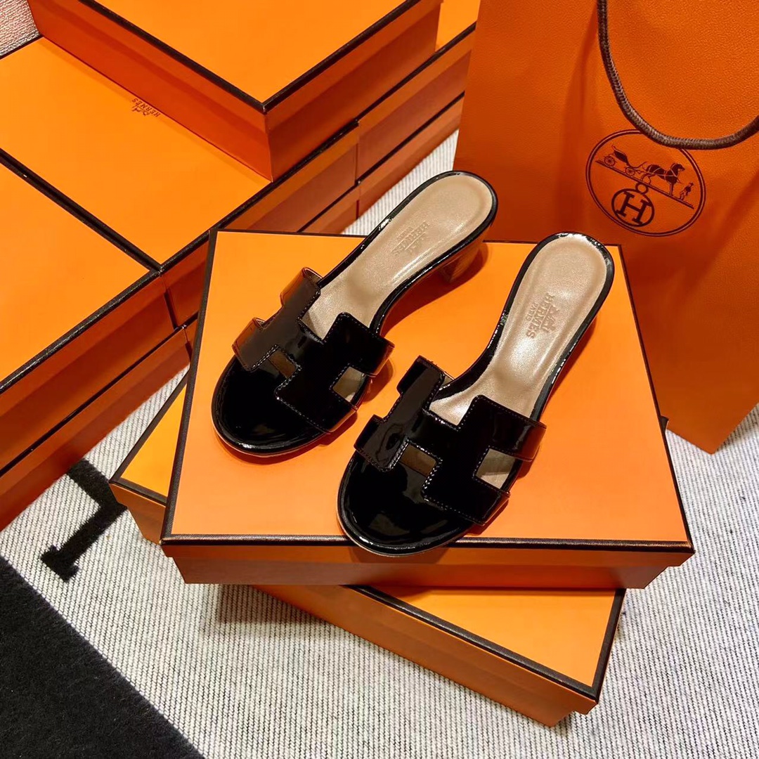 에르메스 올수공 오아시스 슬리퍼 샌들 페이던트 25